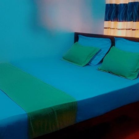 Impress Holiday Home อนุราธปุระ ภายนอก รูปภาพ