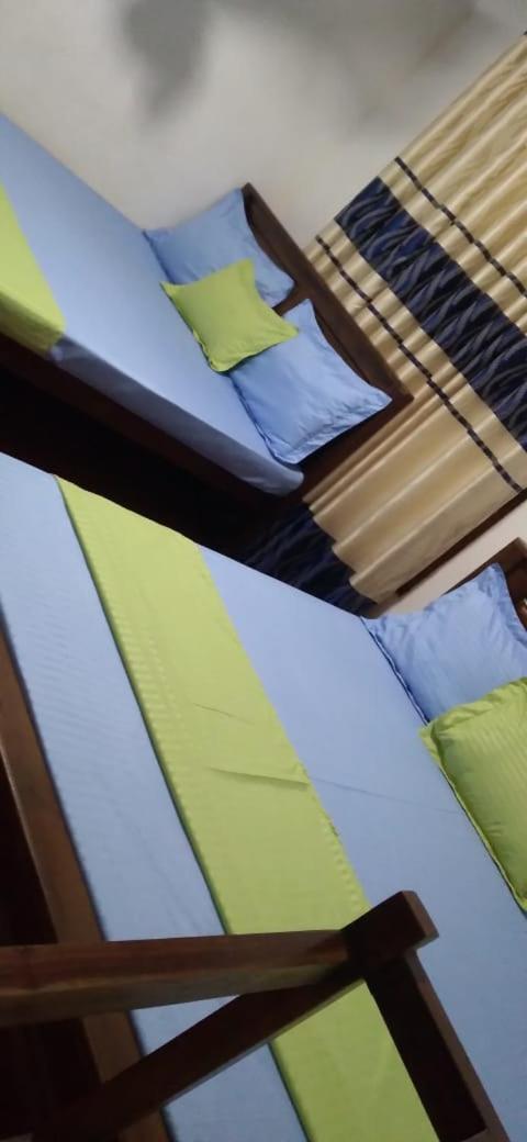 Impress Holiday Home อนุราธปุระ ภายนอก รูปภาพ